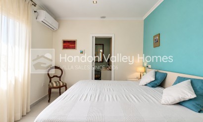 Herverkoop - Villa - Hondón de los Fráiles