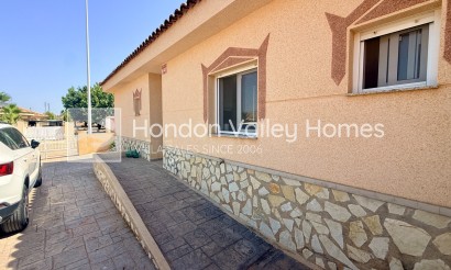 Rynek wtórny - 4. House - Detached Villa - Hondón de las Nieves