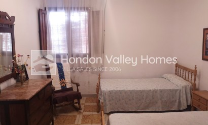 Resale - B. Town house - Los Montesinos