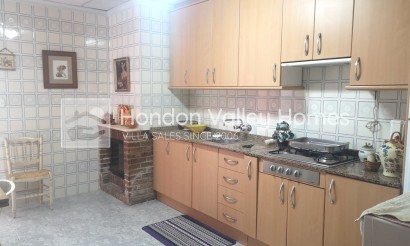 Resale - B. Town house - Los Montesinos