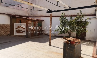 Resale - B. Town house - Los Montesinos