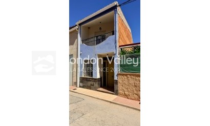 Resale - 2. Town house - El Canton