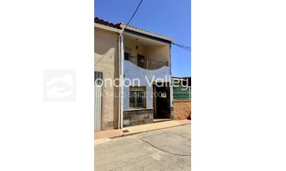 Resale - 2. Town house - El Canton
