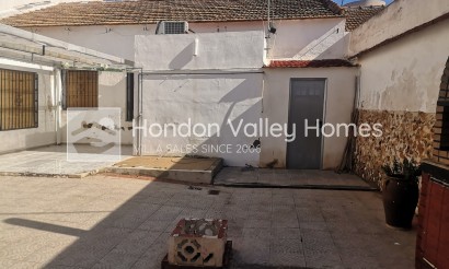 Resale - B. Town house - Los Montesinos