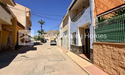 Resale - 2. Town house - El Canton