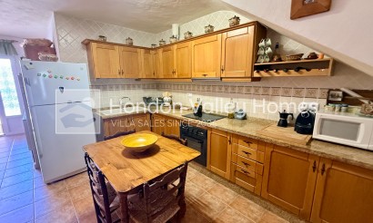 Resale - 2. Town house - El Canton