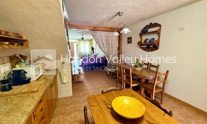 Resale - 2. Town house - El Canton