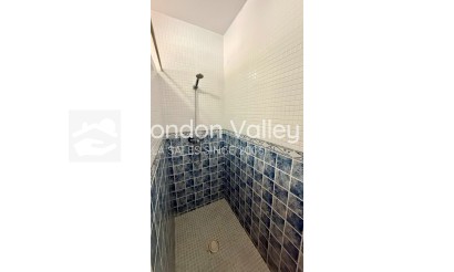 Resale - 2. Town house - El Canton