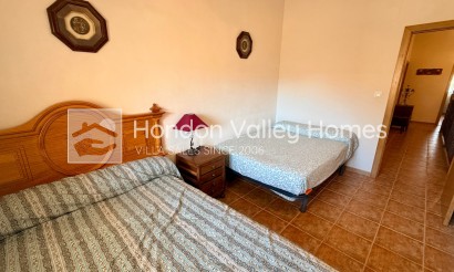 Resale - 2. Town house - El Canton