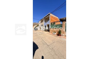 Resale - 2. Town house - El Canton
