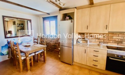 Wiederverkauf - Villa / Detached - Macisvenda