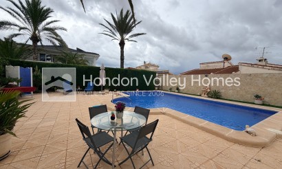 Resale - Villa - Ciudad Quesada