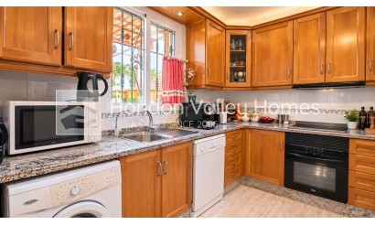 Wiederverkauf - Finca / Country Property - Orihuela