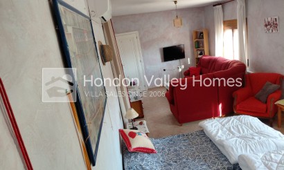 Wiederverkauf - Finca / Country Property - Orihuela