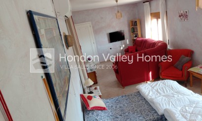 Wiederverkauf - Finca / Country Property - Orihuela