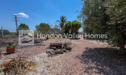 Wiederverkauf - Finca / Country Property - Orihuela