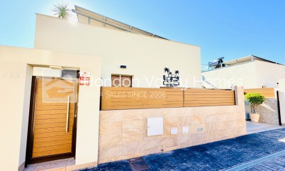 Herverkoop - Semi Detached Villa - Montesinos - La Herada