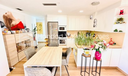 Herverkoop - Semi Detached Villa - Montesinos - La Herada