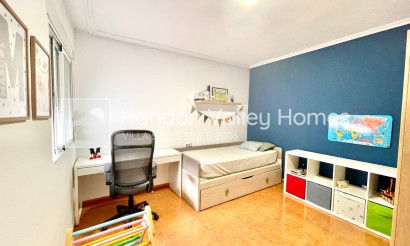 Herverkoop - Apartment - flat - Catral - pueblo