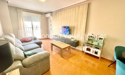 Herverkoop - Apartment - flat - Catral - pueblo