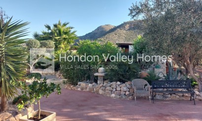 Resale - Villa - Barbarroja