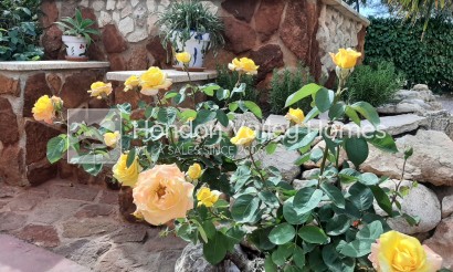 Resale - Villa - Barbarroja