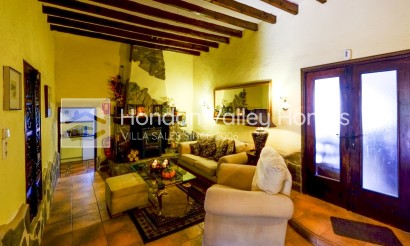 Resale - Villa - Barbarroja