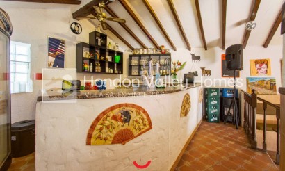 Resale - Villa - Barbarroja