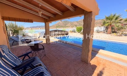 Herverkoop - Villa * - Macisvenda