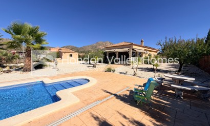 Herverkoop - Villa * - Macisvenda
