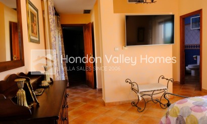 Rynek wtórny - E. Finca / Country Property - Orihuela