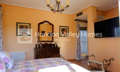 Rynek wtórny - E. Finca / Country Property - Orihuela