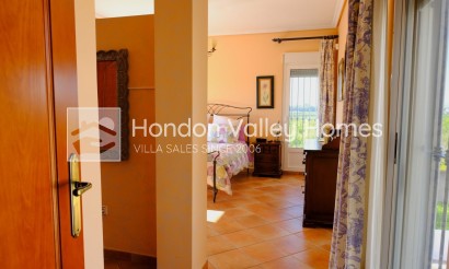 Rynek wtórny - E. Finca / Country Property - Orihuela