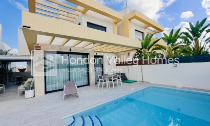 Rynek wtórny - Detached Villa - Montesinos - La Herrada