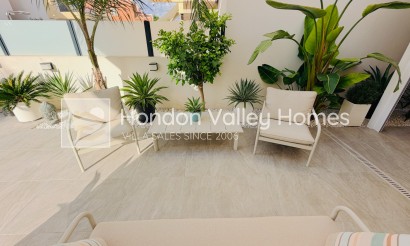 Rynek wtórny - Detached Villa - Montesinos - La Herrada