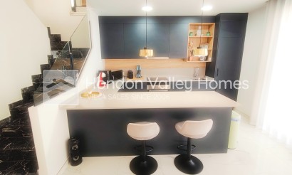 Rynek wtórny - Detached Villa - Montesinos - La Herrada