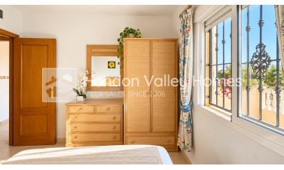 Resale - Villa - Guardamar del Segura - El Raso