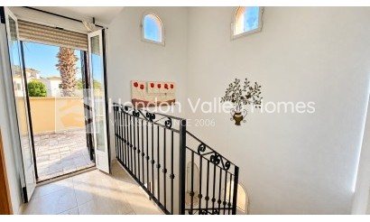 Resale - Villa - Guardamar del Segura - El Raso