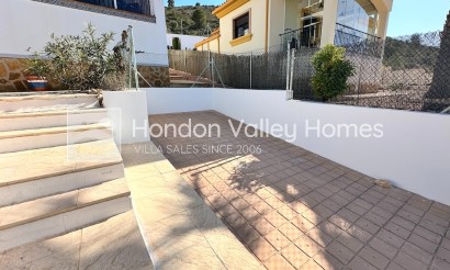 Resale - Villa - Hondón de las Nieves - La Montañosa