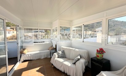 Resale - Villa - Hondón de las Nieves - La Montañosa