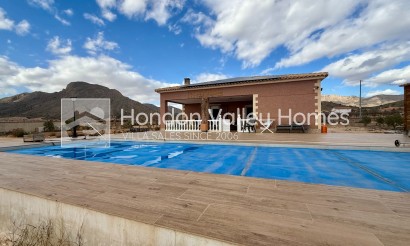 Resale - Villa - BARBARROJA