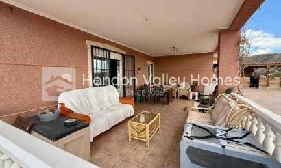 Resale - Villa - BARBARROJA