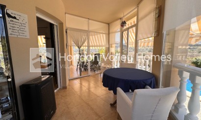 Resale - Villa - LA ROMANA