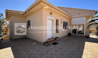 Resale - Villa - LA ROMANA