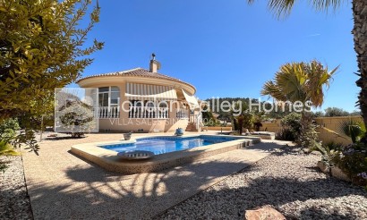 Resale - Villa - LA ROMANA