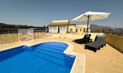 Resale - Villa - HONDON DE LOS FRAILES