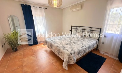 Resale - Villa - HONDON DE LOS FRAILES