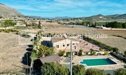 Resale - Villa - HONDON DE LAS NIEVES