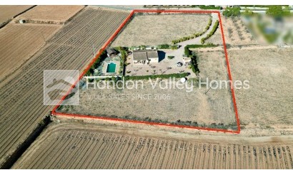 Resale - Villa - HONDON DE LAS NIEVES