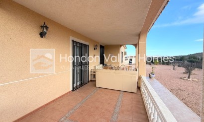 Resale - Villa - HONDON DE LAS NIEVES